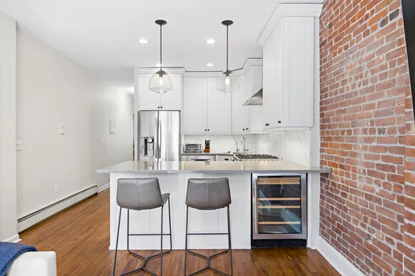 $4,650 | 262 1st Street, Unit D, Hoboken, NJ 07030