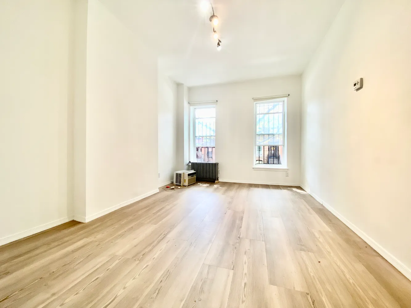 $6,200 | 447 Degraw Street, Unit 1 | Boerum Hill