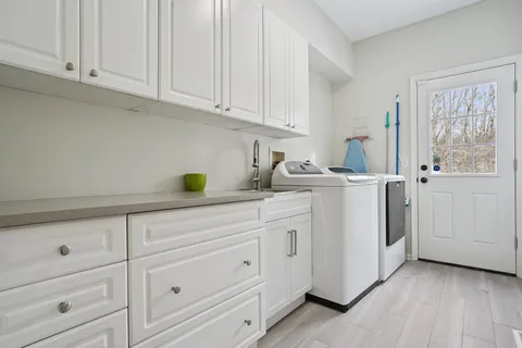 $1,600,000 | 13 O'Brien Court, Bedminster, NJ 07921