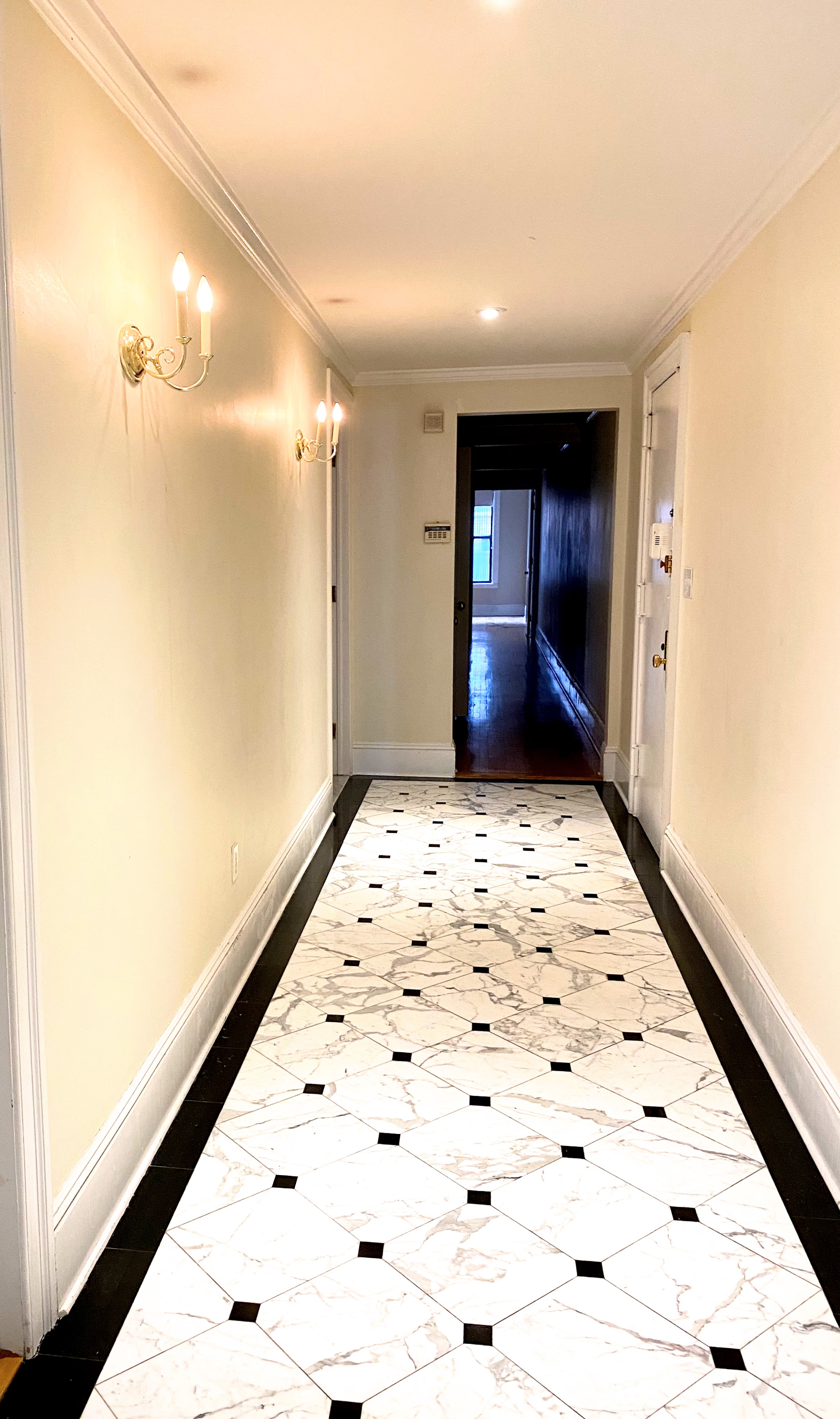 1240 Park Avenue, Unit 3B Manhattan, NY 10128 - Photo 3 of 12 a view of an entryway