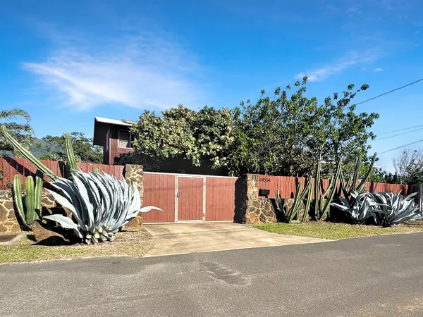 $1,400,000 | 84-554 Upena Street, Waianae, HI 96792