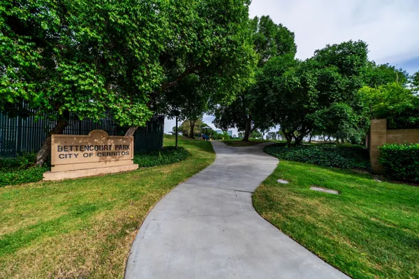 $1,269,000 | 13618 Edgefield Street, Cerritos, CA 90703