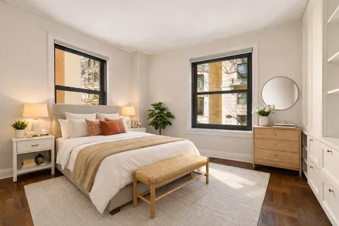 $1,550,000 | 300 West 108th Street, Unit 2C | Upper West Side