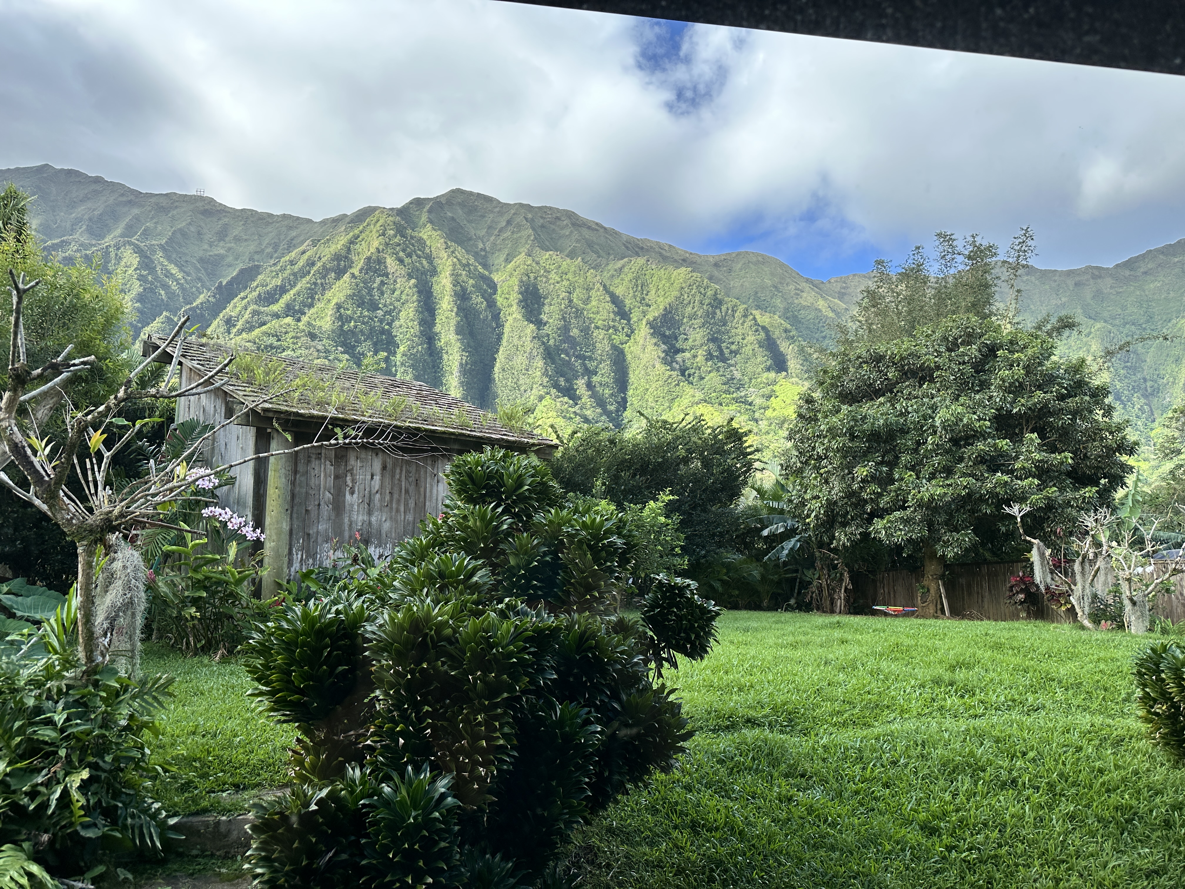 47-585 Ahuimanu Road Kaneohe, HI 96744 - Photo 1 of 1 a aerial view of a house with a yard
