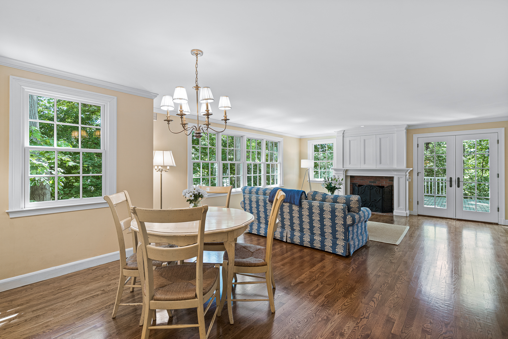 10 Lincoln Circle Wellesley, MA 02481 - Photo 25 of 61