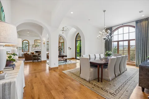 Contact Agent | 600 Logans Lane, Austin, TX 78746