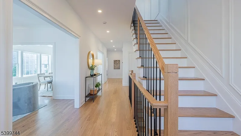 6 Berkeley Road Millburn, NJ 07041 - Photo 4 of 49