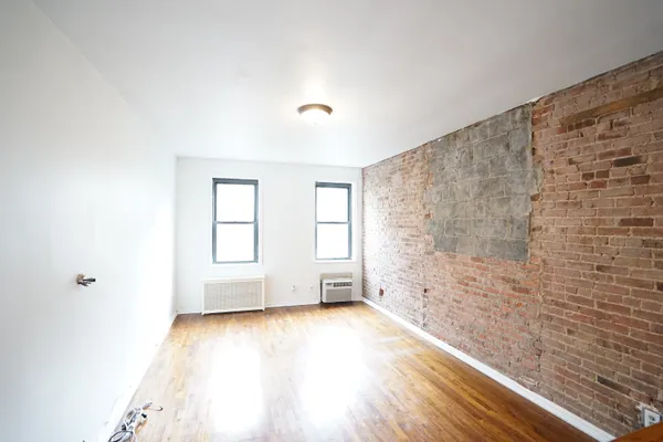 $2,200 | 340 East 83rd Street, Unit 5B | Upper East Side