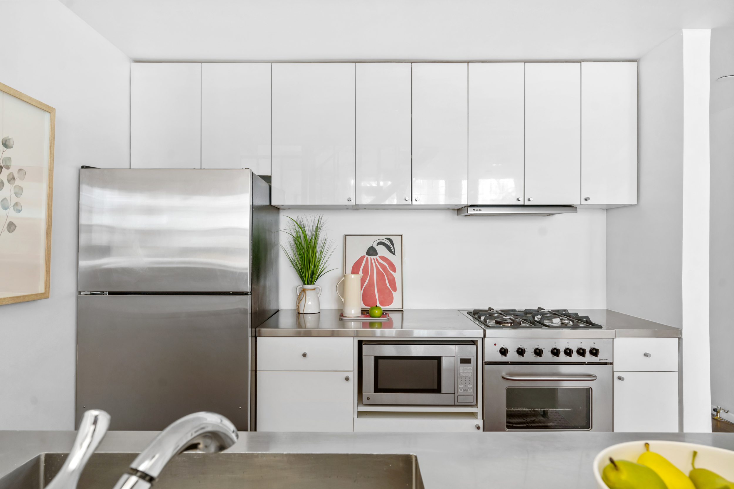 214 East 9th Street, Unit PH4D Manhattan, NY 10003 - Photo 6 of 15