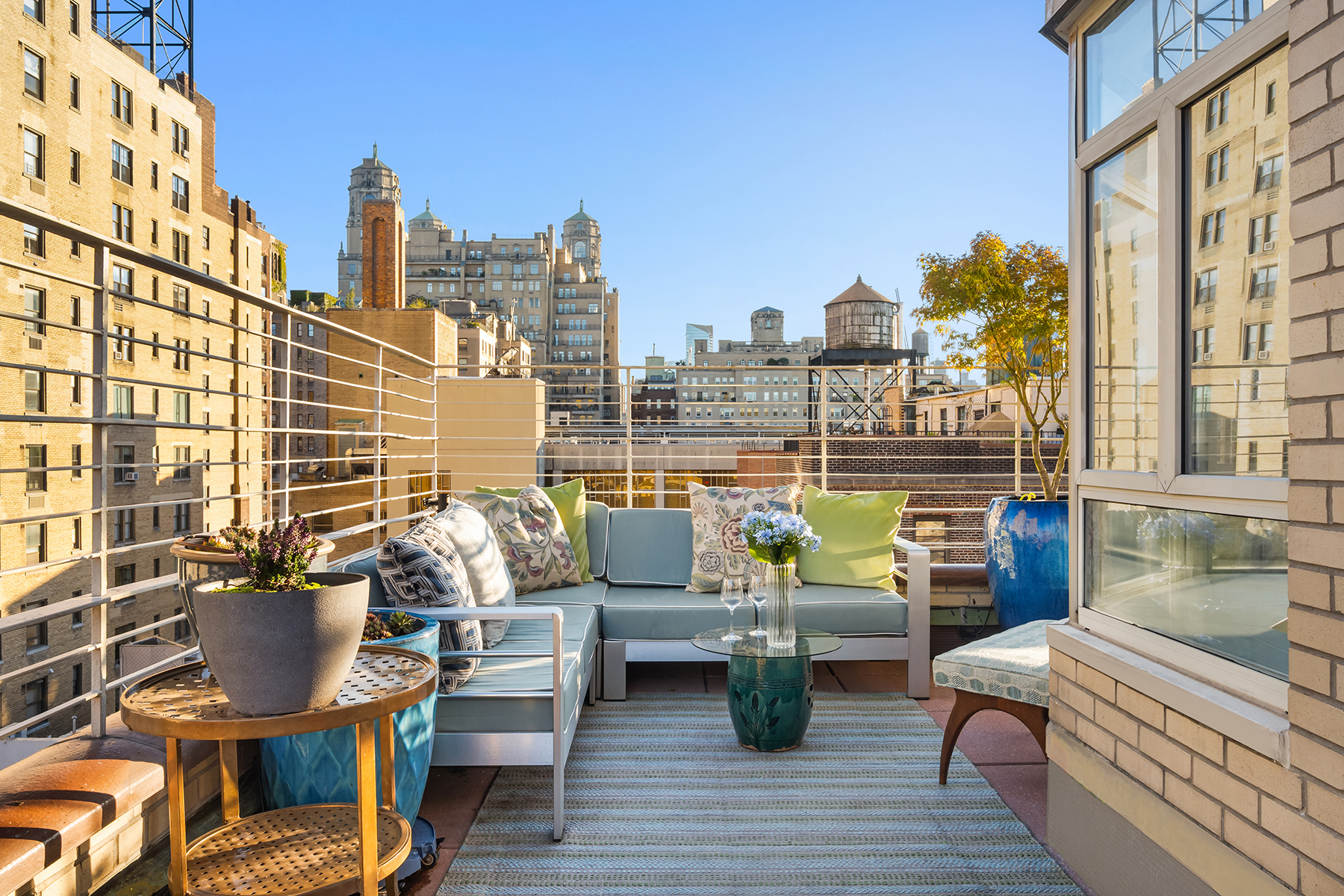 15 West 84th Street, Unit PHB Manhattan, NY 10024 - Photo 3 of 15 a view of outdoor space with seating space