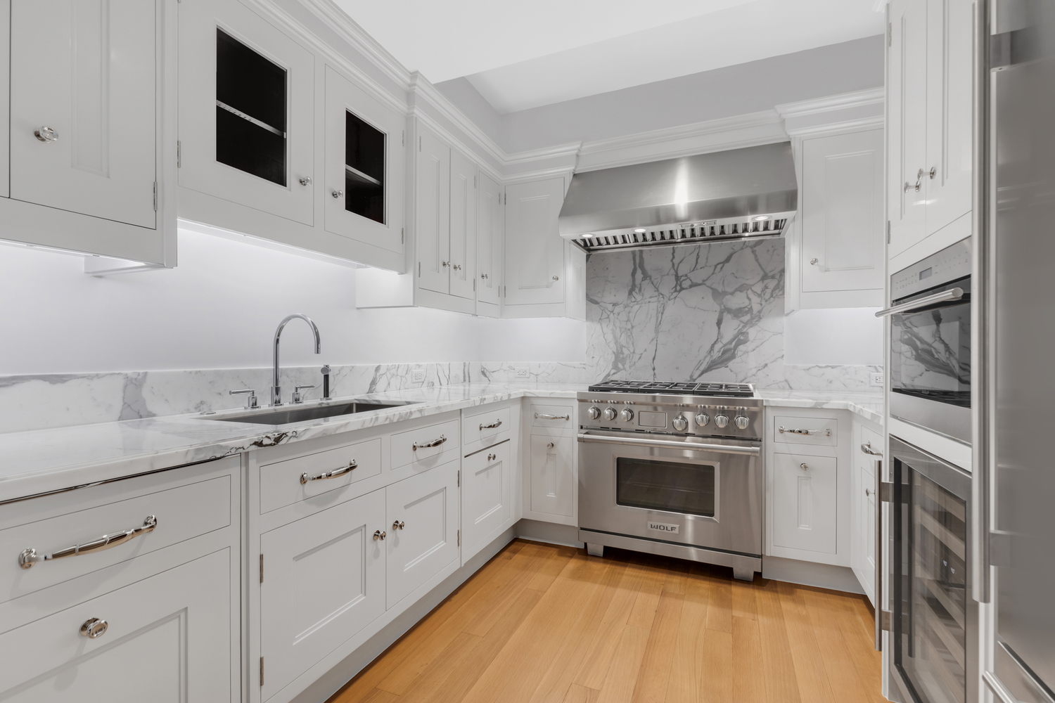 301 East 81st Street, Unit 5C Manhattan, NY 10028 - Photo 2 of 18