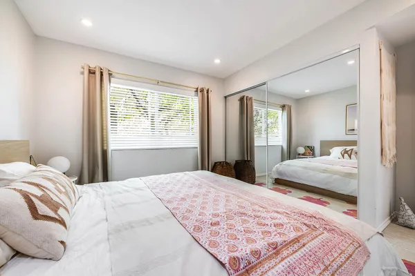 $818,000 | 445 Washington Boulevard, Unit 10, Marina del Rey, CA 90292