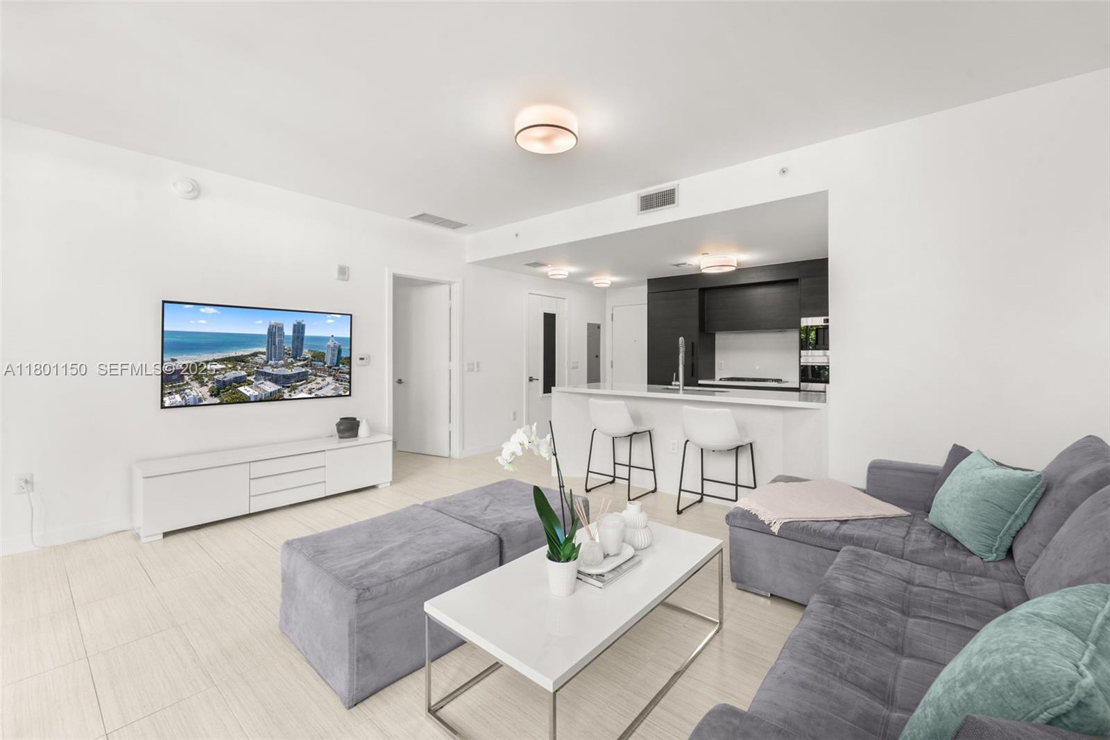 1 Collins Avenue, Unit 108 Miami Beach, FL 33139 - Photo 7 of 34