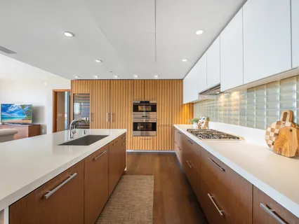$3,495,000 | 1555 Kapiolani Boulevard, Unit 2002, Honolulu, HI 96814
