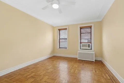 $385,000 | 359 Fort Washington Avenue, Unit 5C | Hudson Heights