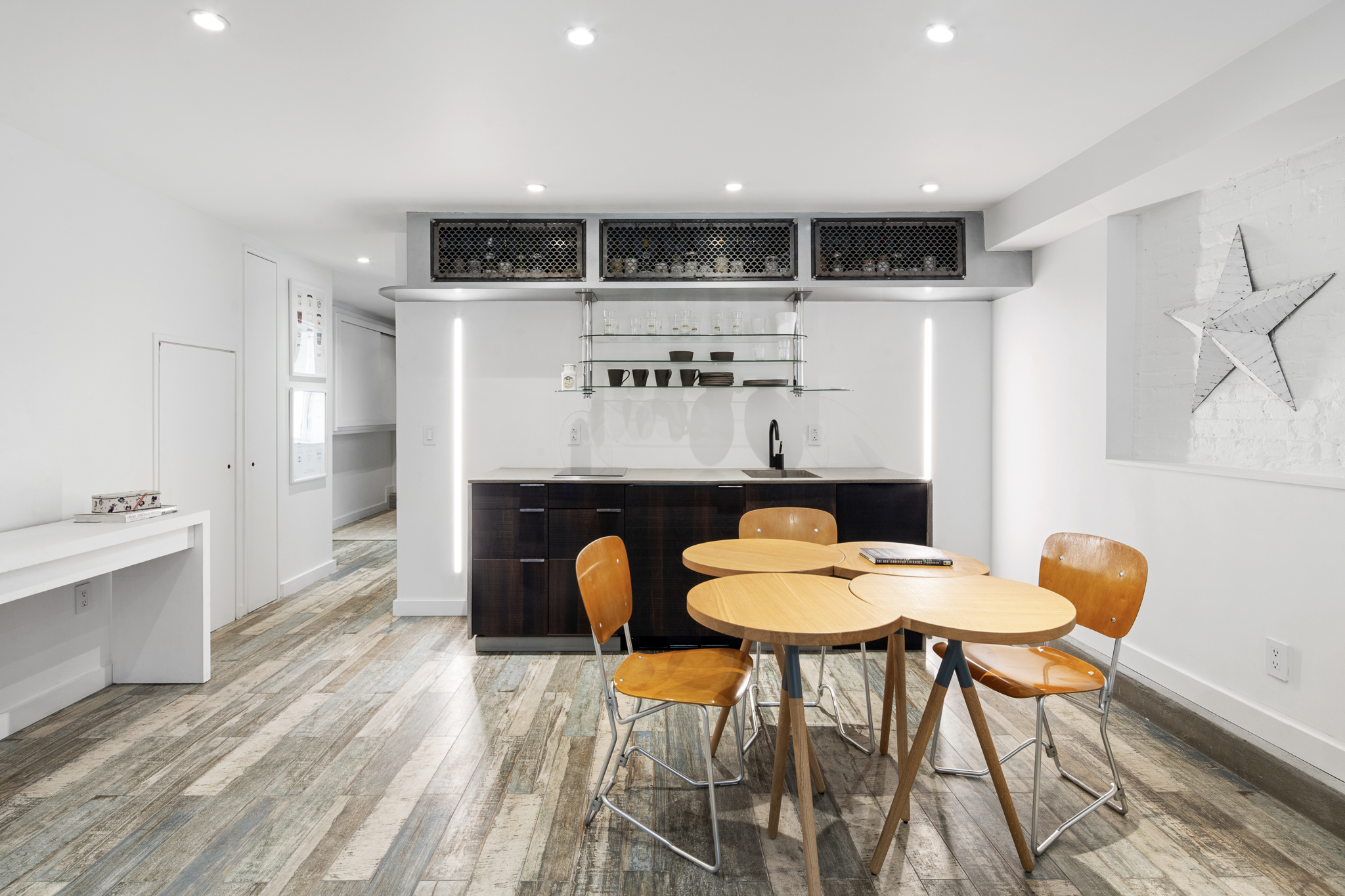 512 Lorimer Street Brooklyn, NY 11211 - Photo 18 of 22