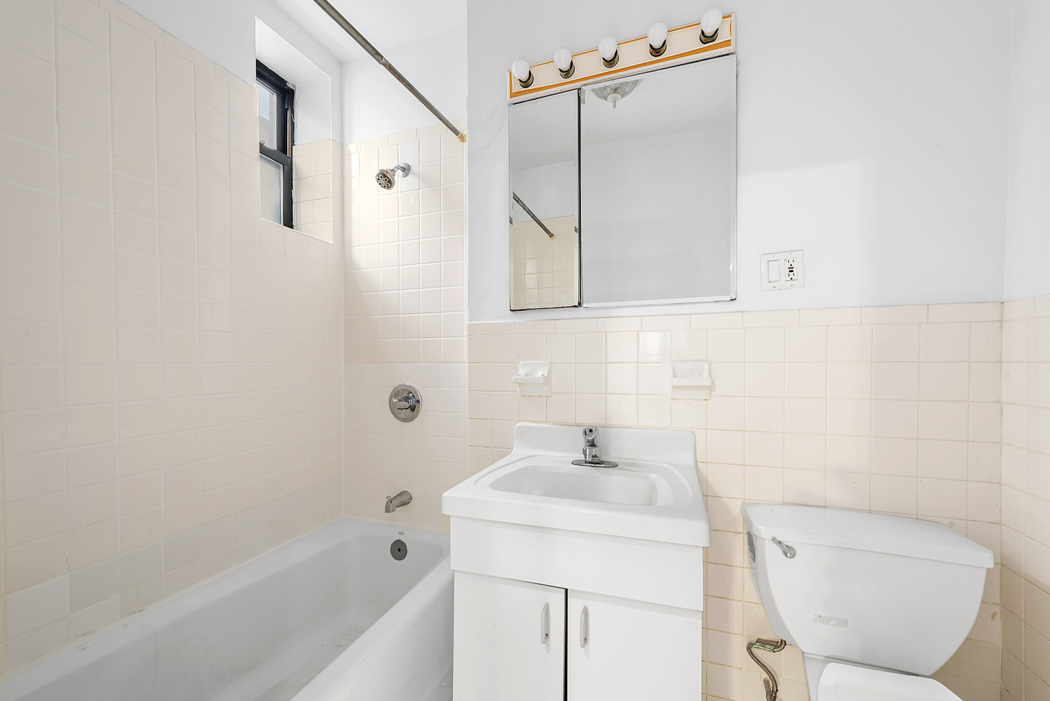 1716 2nd Avenue, Unit 4B Manhattan, NY 10128 - Photo 5 of 11