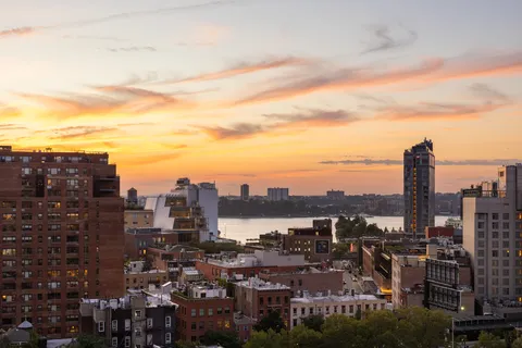 $1,695,000 | 31 Jane Street, Unit 16G | West Village