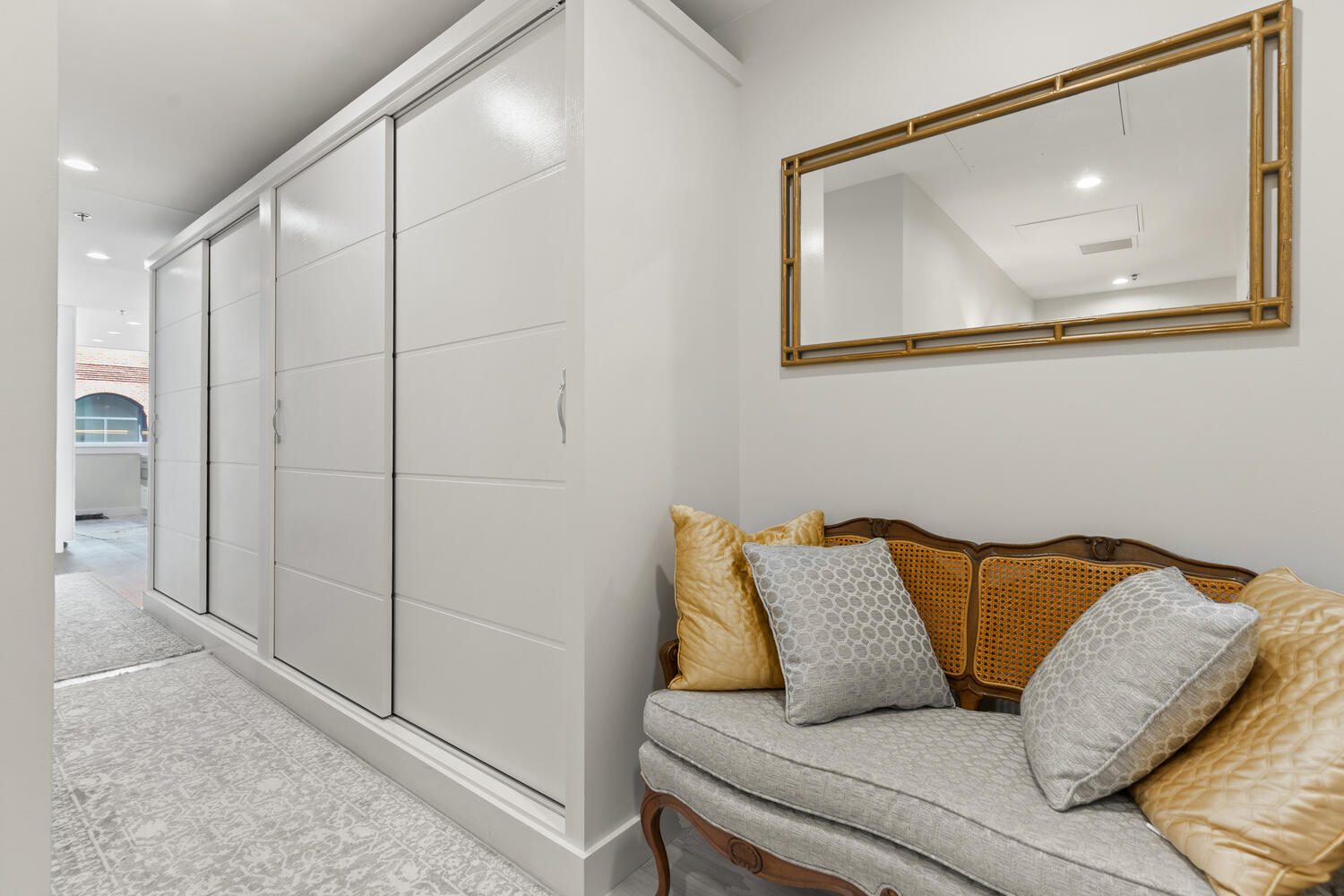 234 Causeway Street, Unit 709 Boston, MA 02114 - Photo 17 of 28 a living room with a couch