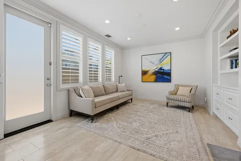 $1,379,000 | 21445 Hayley Lane, Huntington Beach, CA 92646