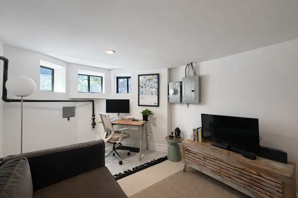$2,395,000 | 319 Hawthorne Street | Prospect Lefferts Gardens