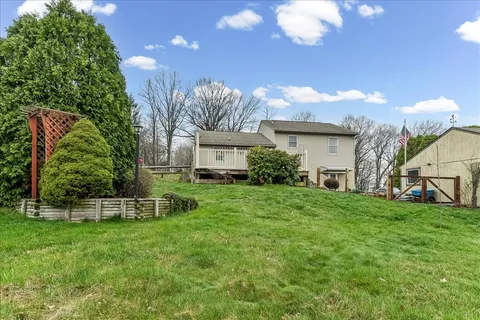 Contact Agent | 597 Lancaster Pike, New Providence, PA 17560