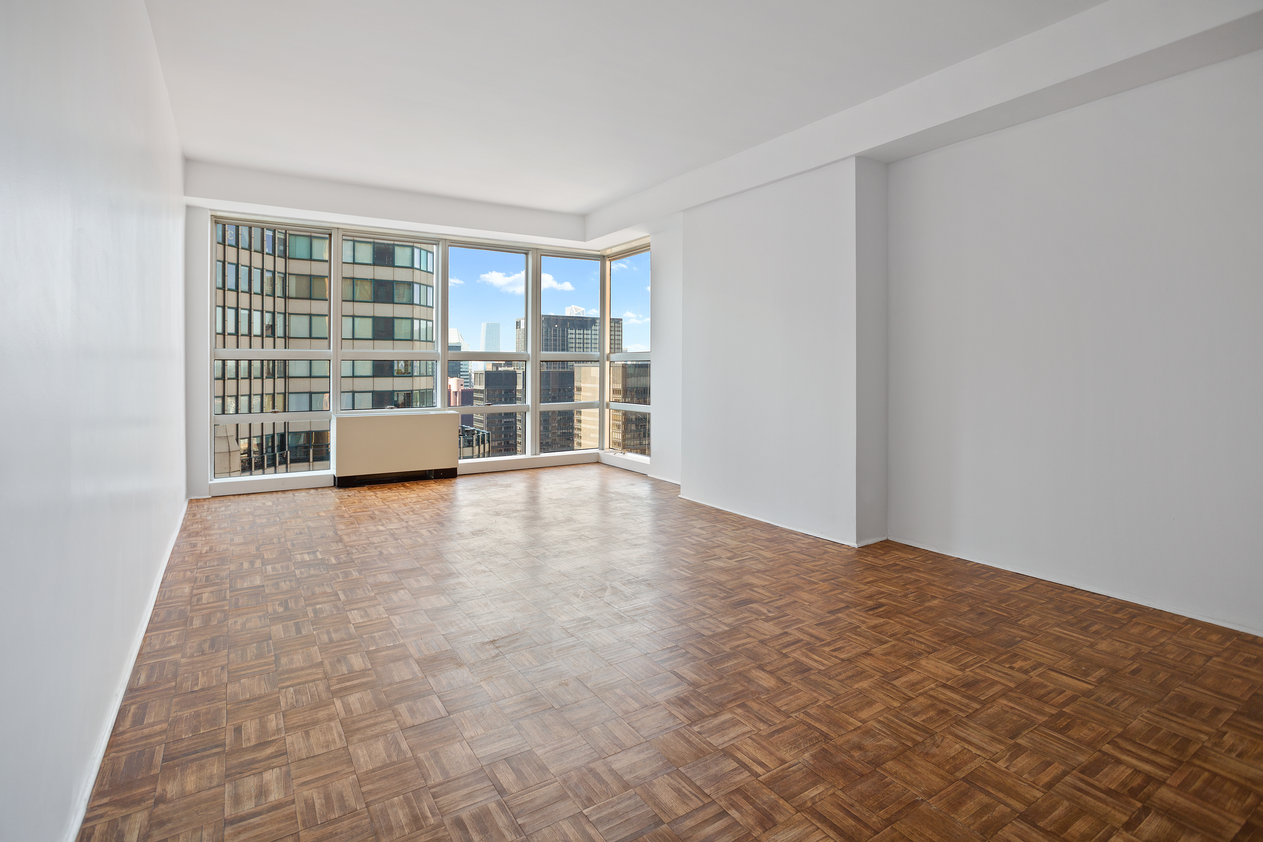 146 West 57th Street, Unit 62F Manhattan, NY 10019 - Photo 7 of 11