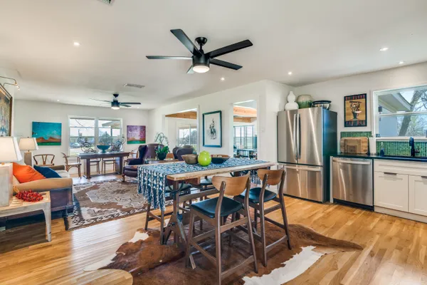 $300,000 | 5790 Farm To Market 513, Lone Oak, TX 75453