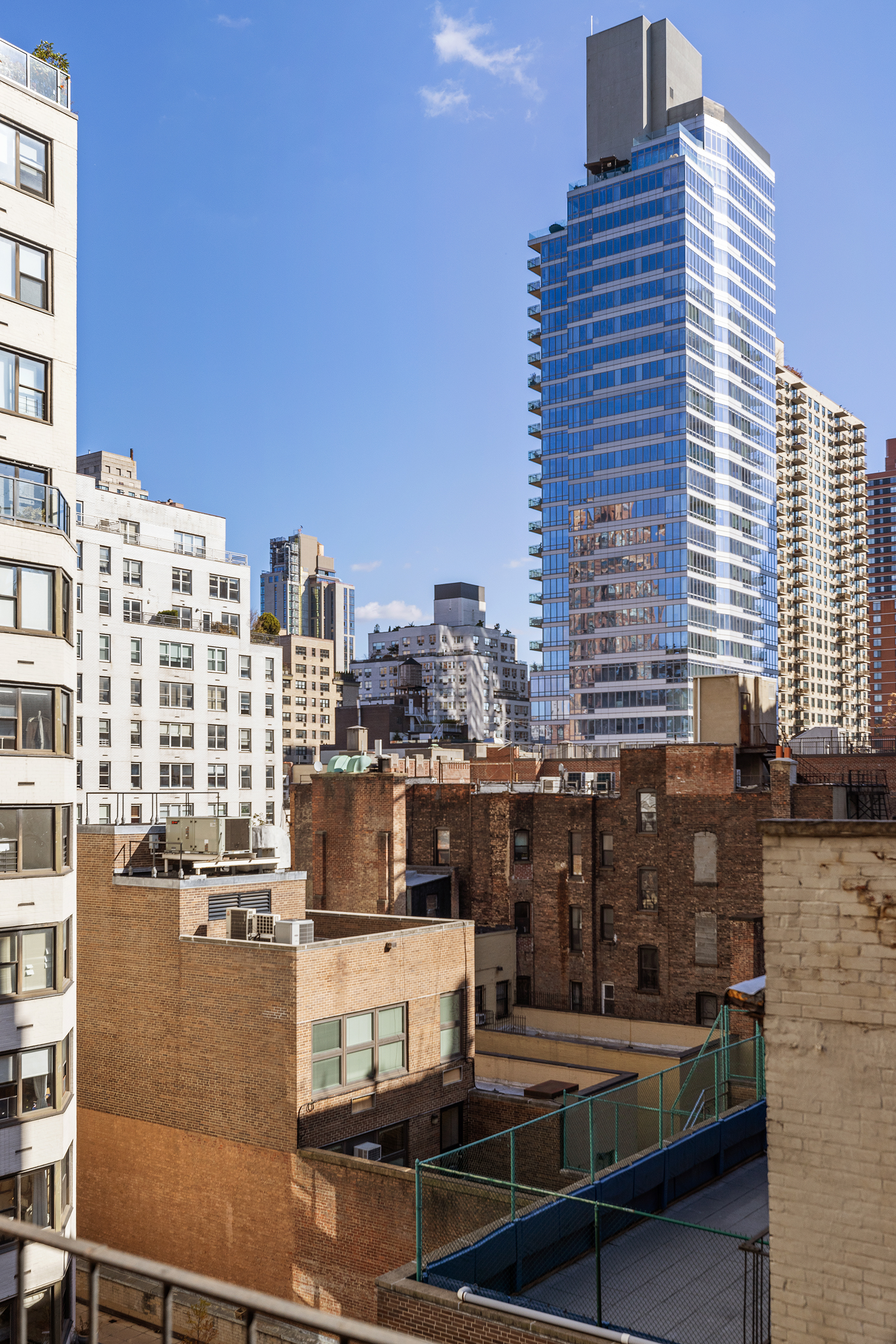 1275 3rd Avenue, Unit 4A Manhattan, NY 10021 - Photo 7 of 8 a balcony with a city view