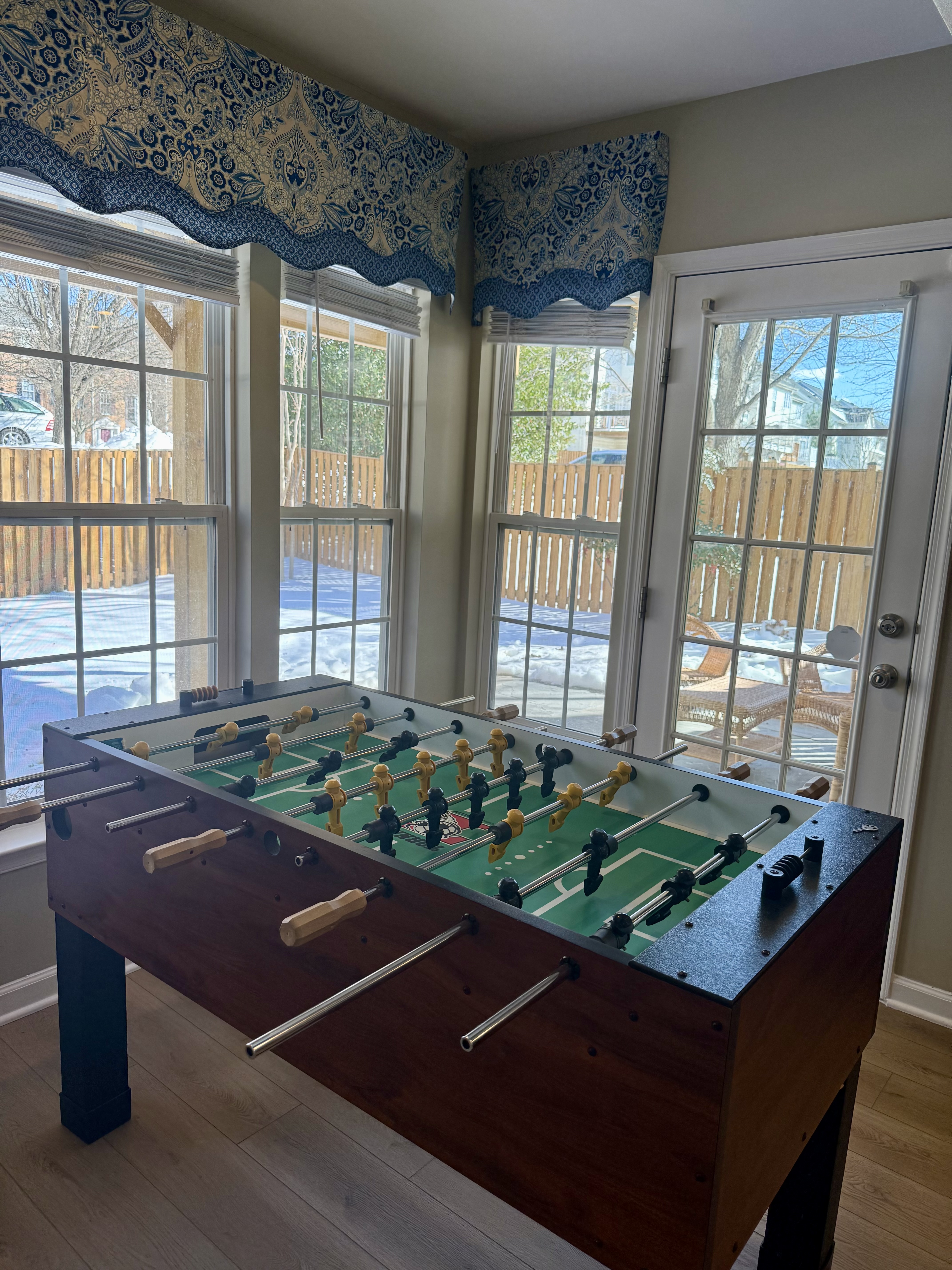 Address Upon Request Leesburg, VA 20176 - Photo 32 of 55 a room with furniture and large windows