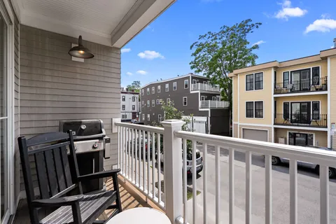 $905,000 | 38 P Street, Unit 1, South Boston, MA 02127
