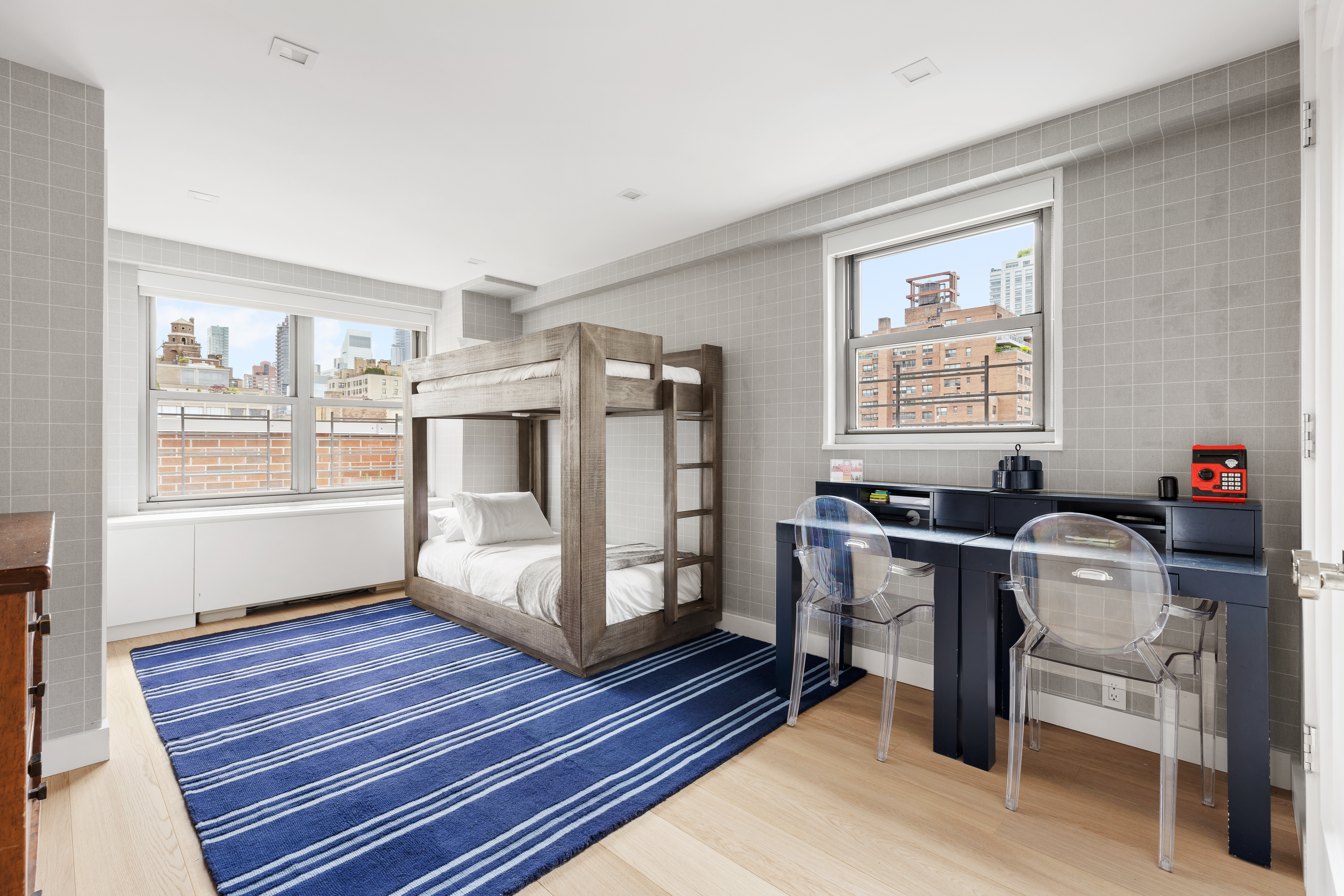 360 East 72nd Street, Unit B1105 Manhattan, NY 10021 - Photo 9 of 17