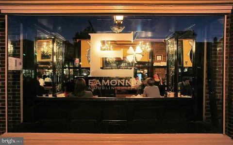 $1,100,000 | 2404 King Street, Alexandria, VA 22301