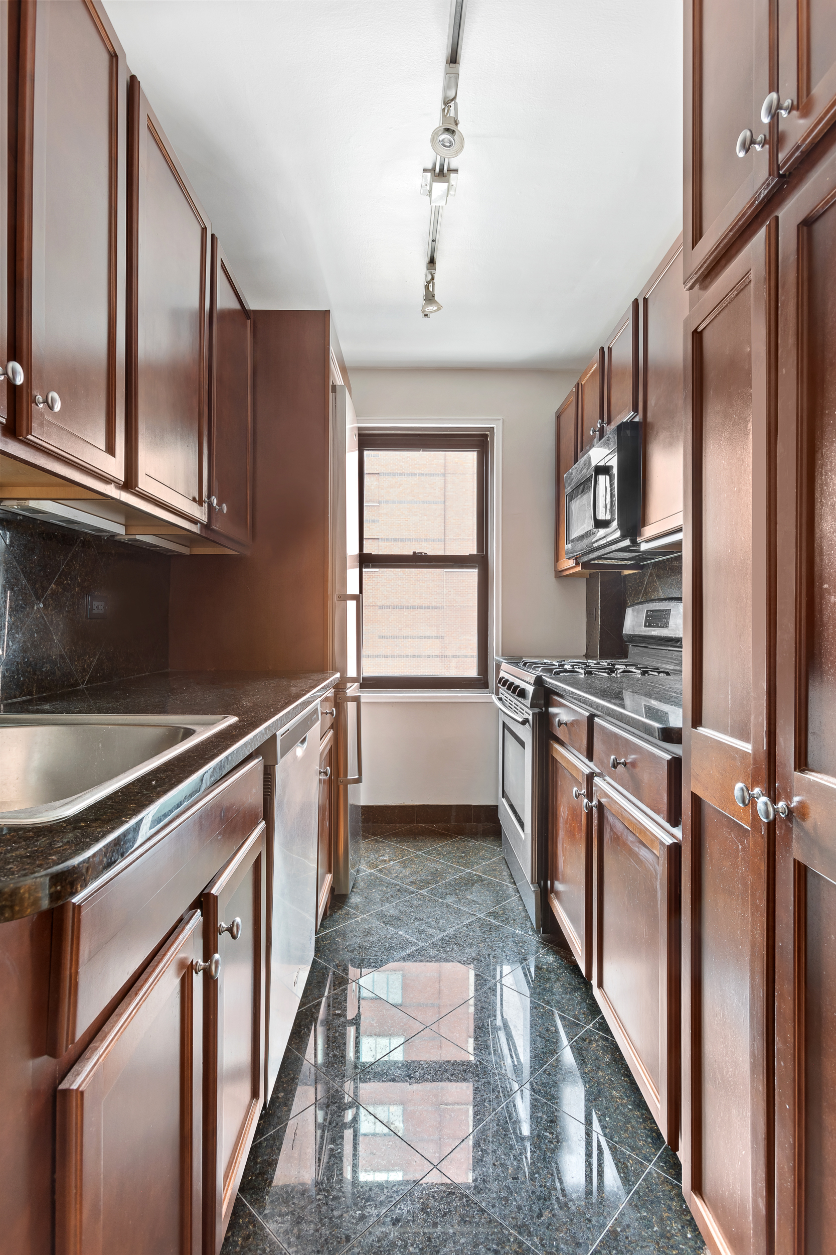 54 West 16th Street, Unit 9B Manhattan, NY 10011 - Photo 5 of 12
