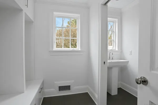 $30,000 | 75 Hanson Road, Darien, CT 06820