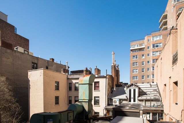 15 Jones Street, Unit 5H Manhattan, NY 10014 - Photo 11 of 15 a view of buildings