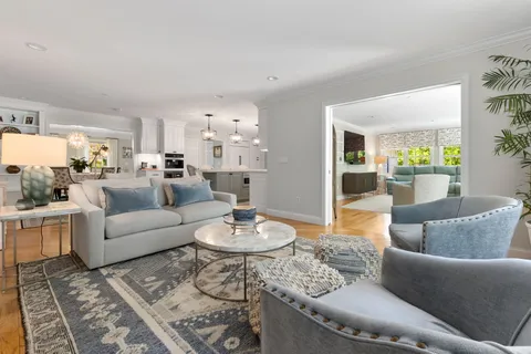 Contact Agent | 5 Jamaica Lane, Haverhill, MA 01830