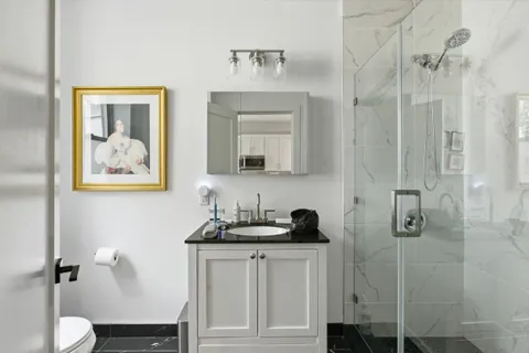 $3,850,000 | 29 Greenpoint Avenue | Greenpoint