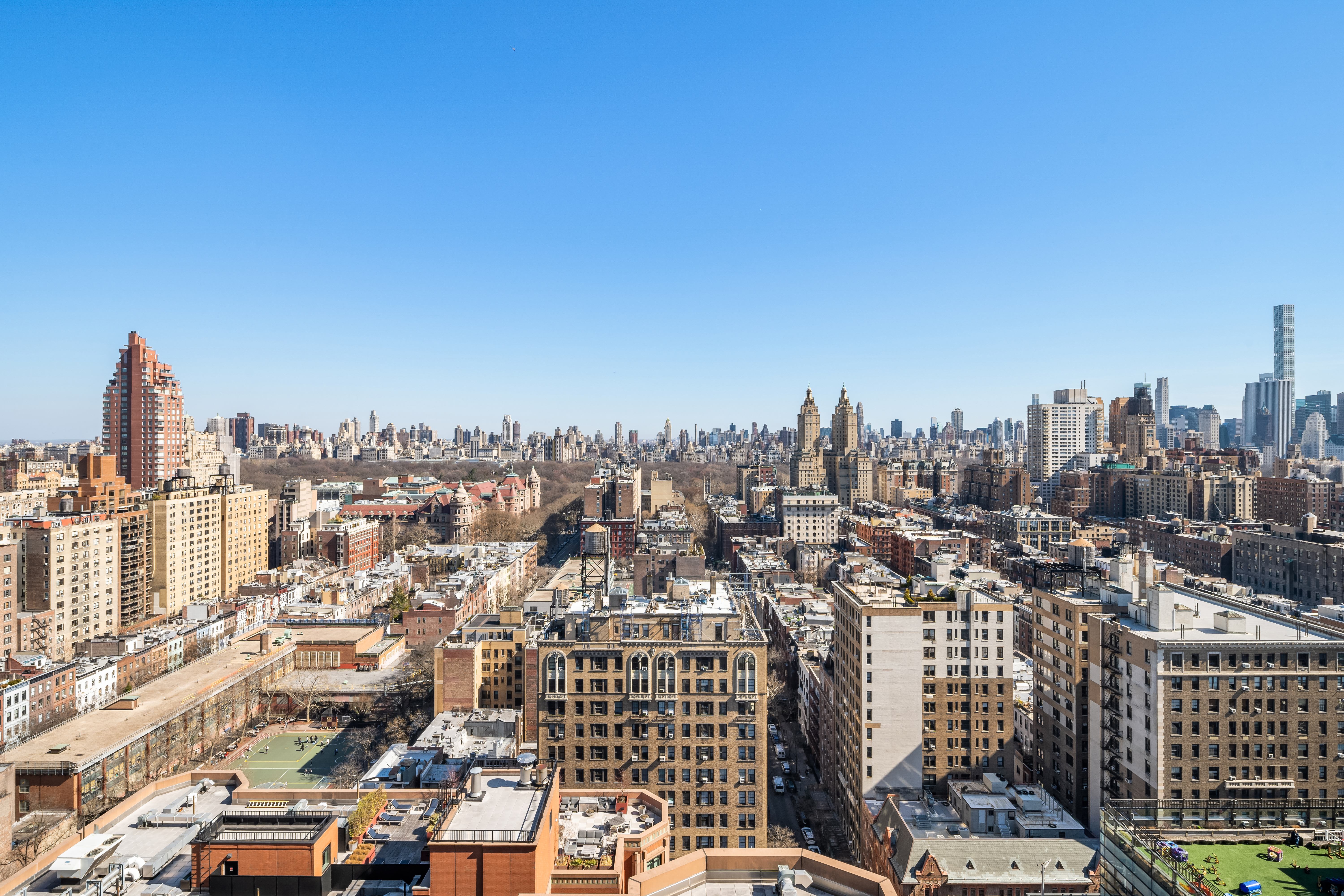 2166 Broadway, Unit PH Manhattan, NY 10024 - Photo 34 of 37 a view of a city