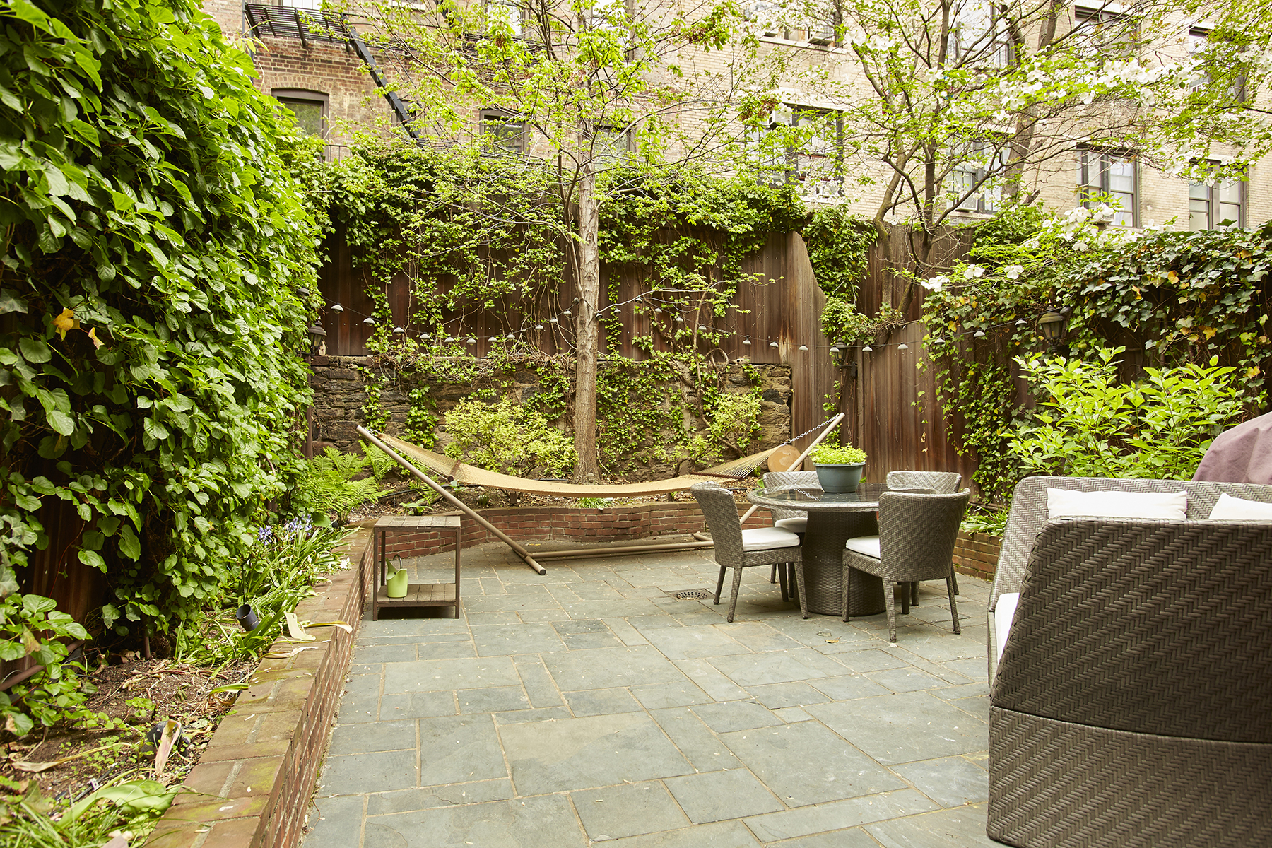 143 West 78th Street Manhattan, NY 10024 - Photo 6 of 9