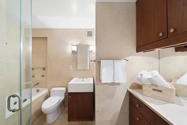 $8,995 | 7 East 14th Street, Unit 201 | Flatiron