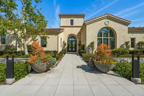 $1,100,000 | 5024 Rexton Drive, Camarillo, CA 93012