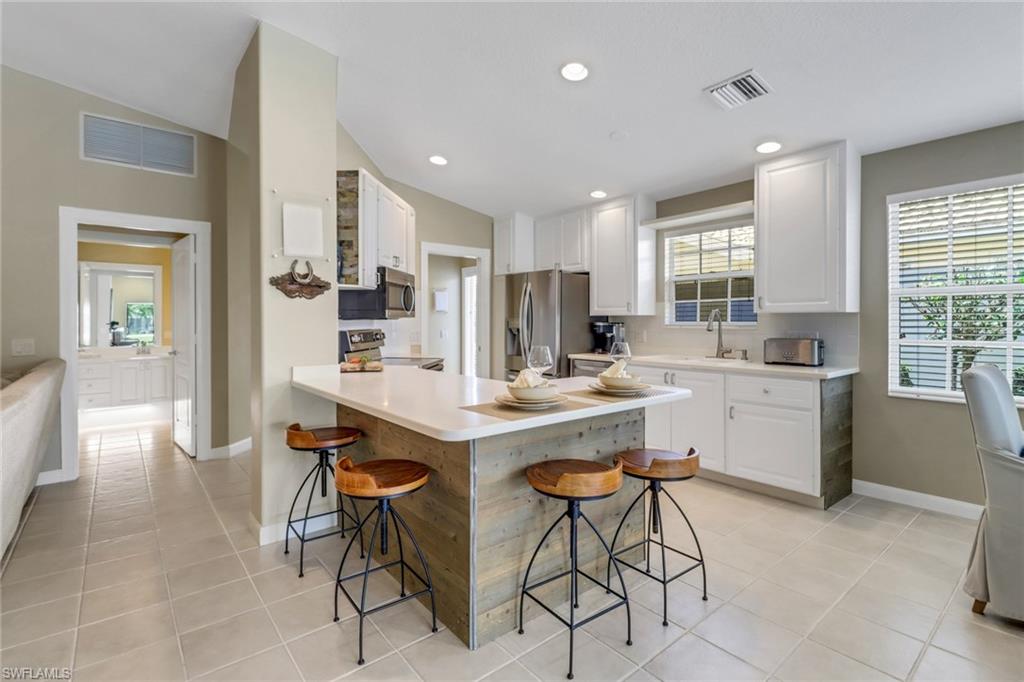 5365 Guadeloupe Way Naples, FL 34119 - Photo 4 of 46