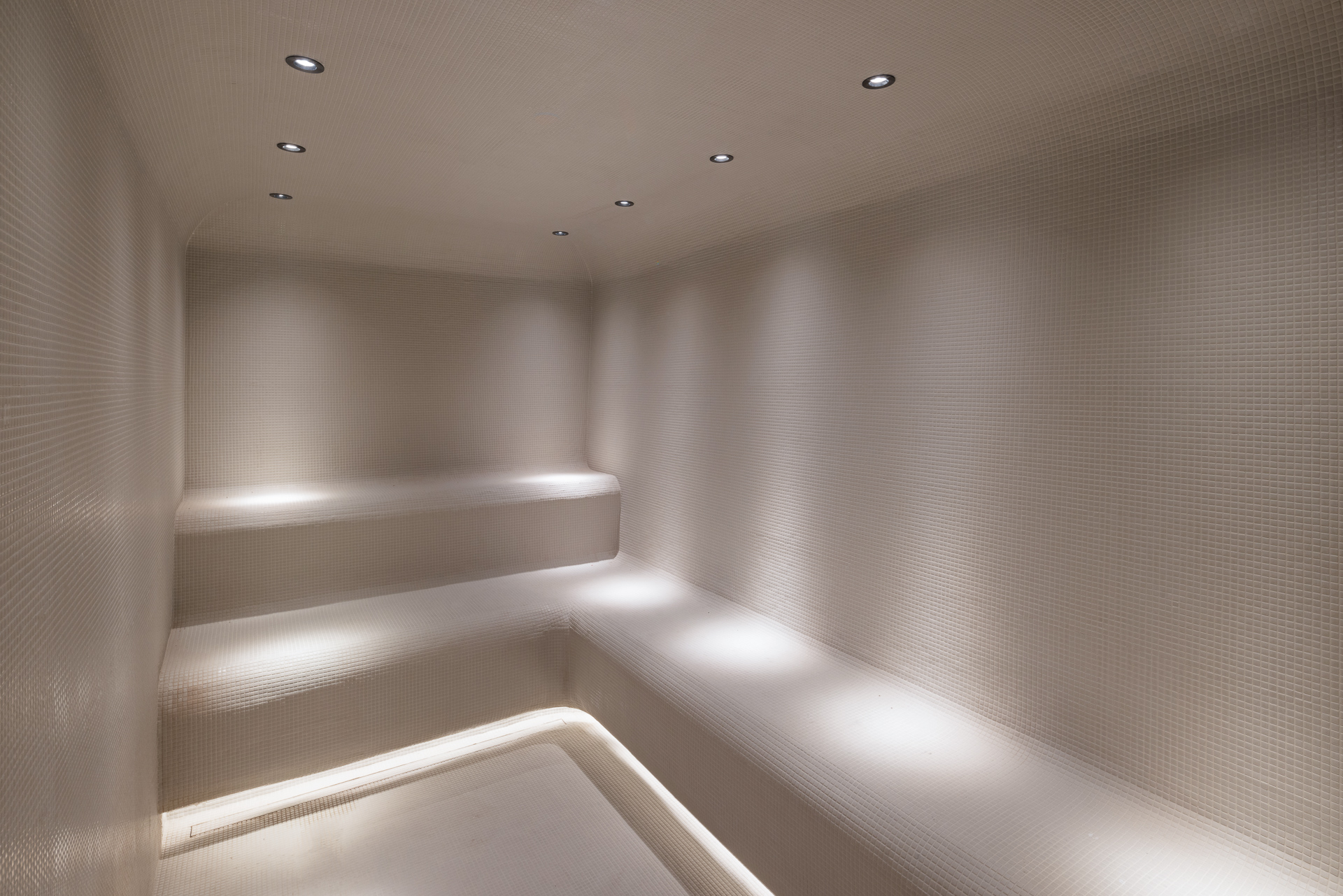 250 West 96th Street, Unit 22C Manhattan, NY 10025 - Photo 15 of 28 a view of an empty room