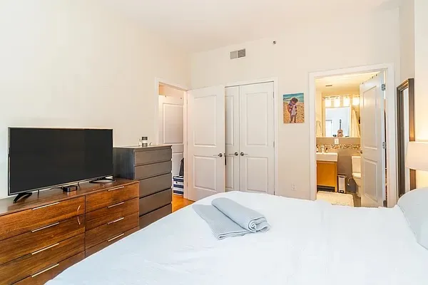 $4,900 | 585 6th Avenue, Unit 2A | Park Slope