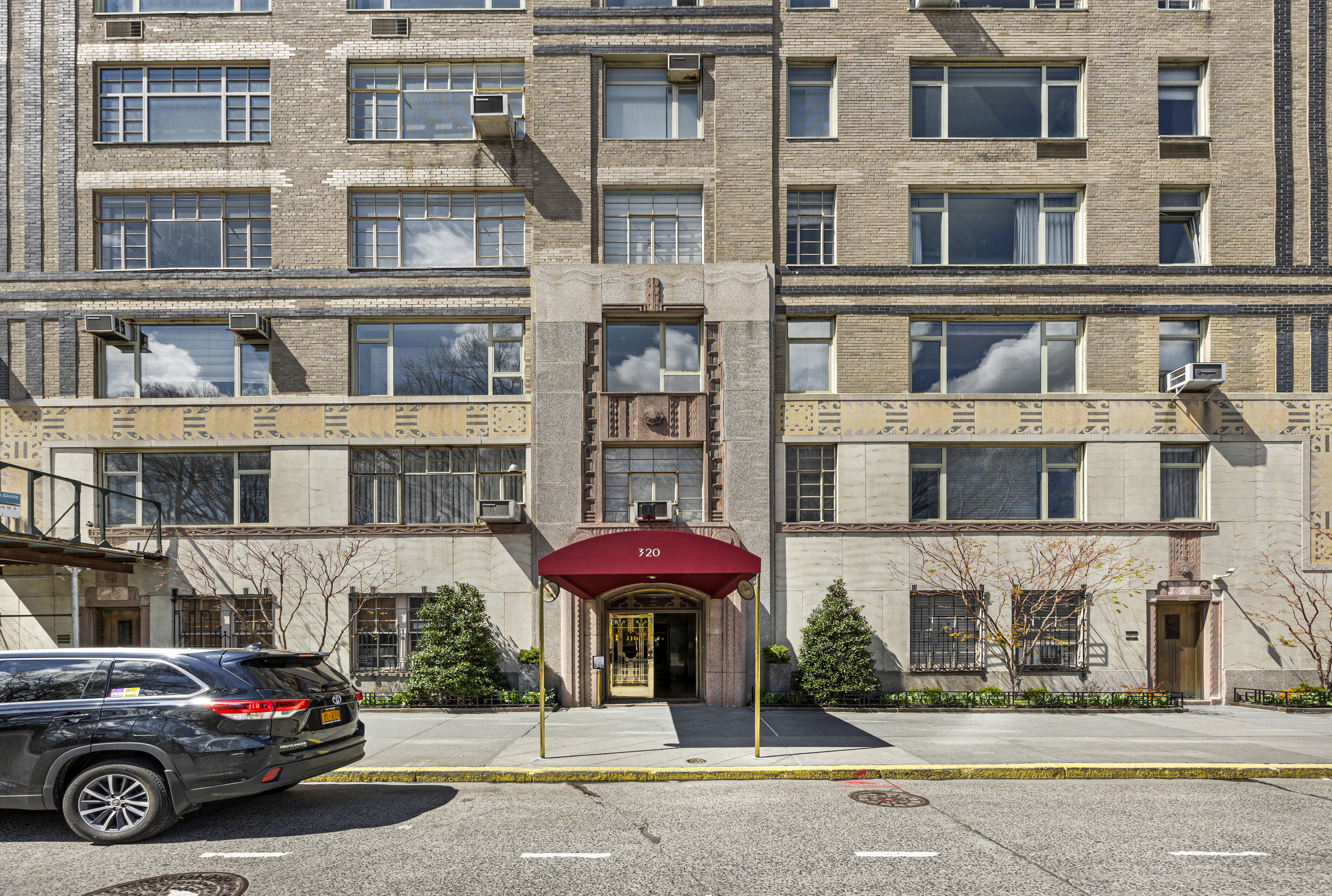 320 Central Park West, Unit 9H Manhattan, NY 10025 - Photo 17 of 17