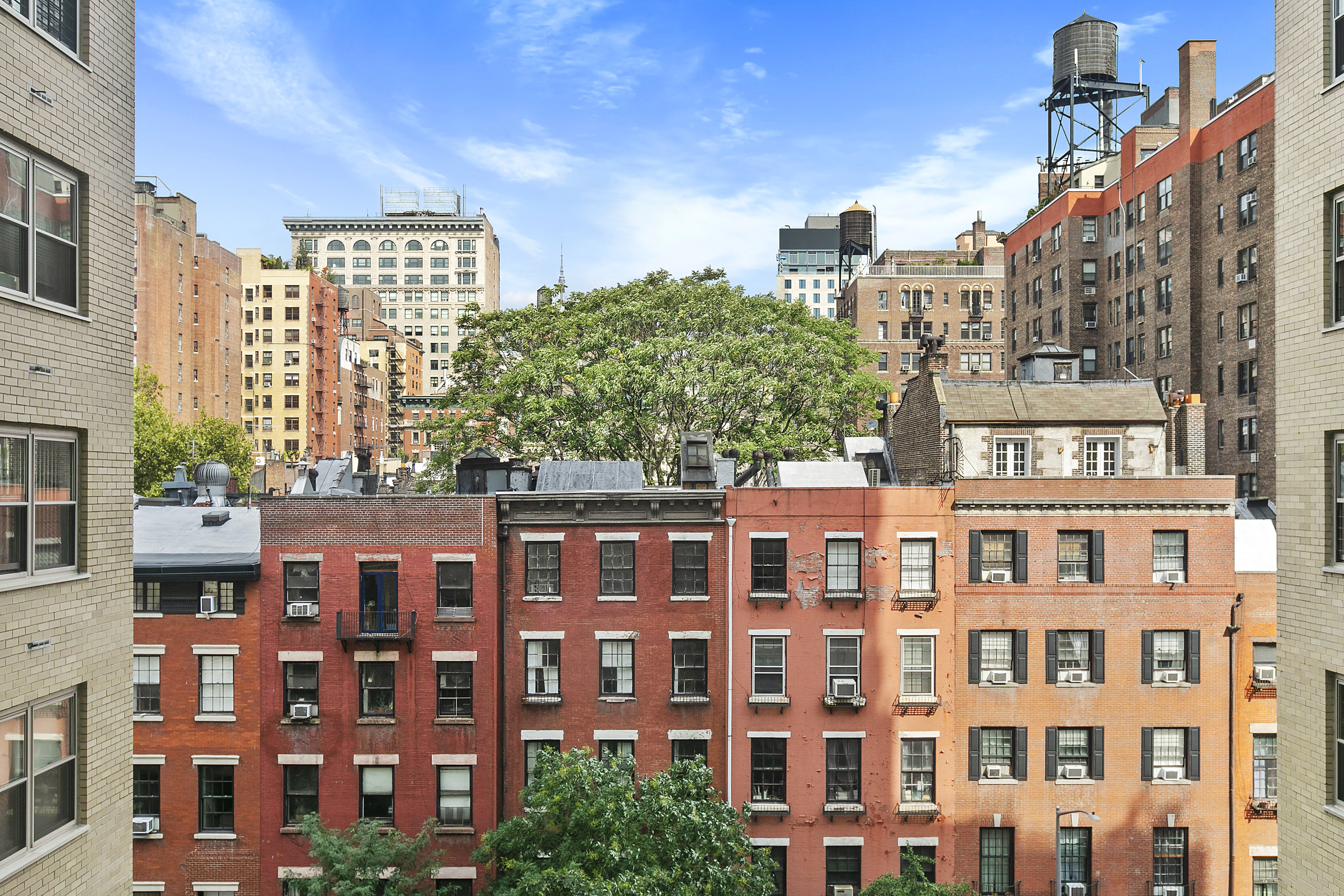 20 East 9th Street, Unit 7X Manhattan, NY 10003 - Photo 4 of 30