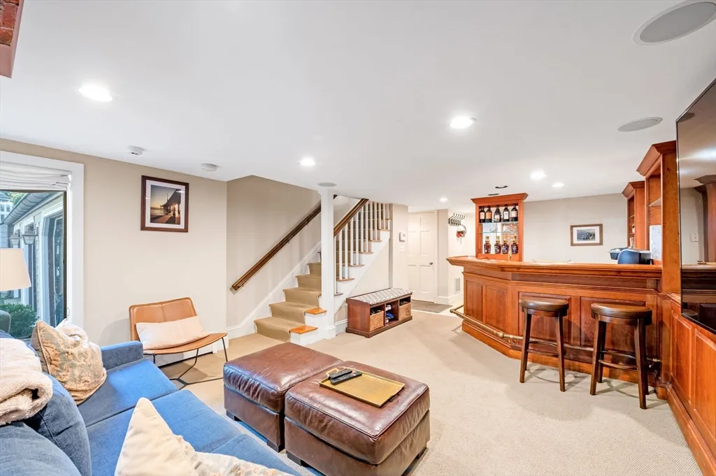 $3,500,000 | 59 Harbor Avenue, Marblehead, MA 01945