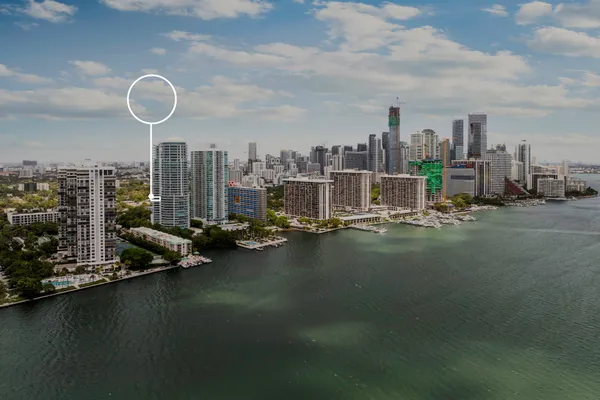 $1,600,000 | 2127 Brickell Avenue, Unit 1805, Miami, FL 33129