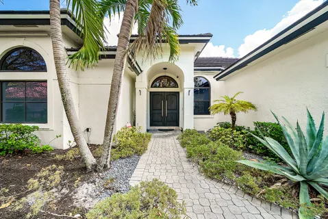 $920,000 | 4447 Northwest 82nd Avenue, Coral Springs, FL 33065